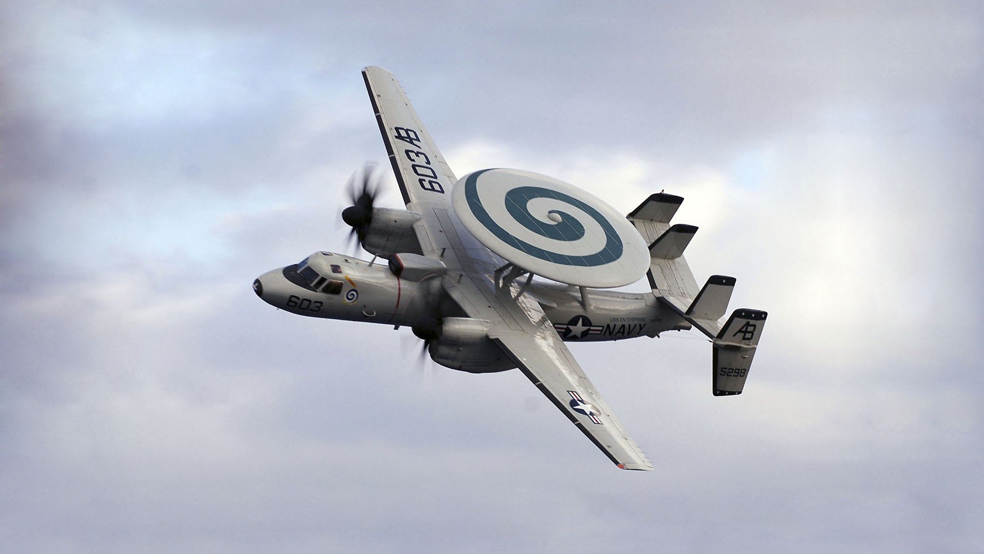 终场前的暗夜与晨曦，德里赫特如何用三分钟改写几内亚与波兰的宿命