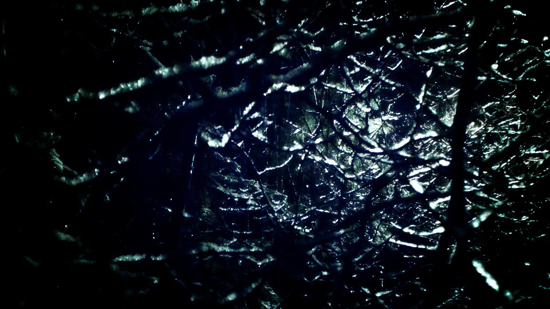 在巅峰舞台刻下唯一性，阿劳霍压力下完成爆发